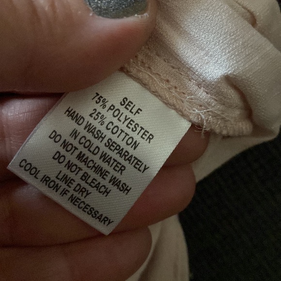 Cotton Candy Smocked Ruffled Linen Material Halter Top - Size M - Picture 4 of 4